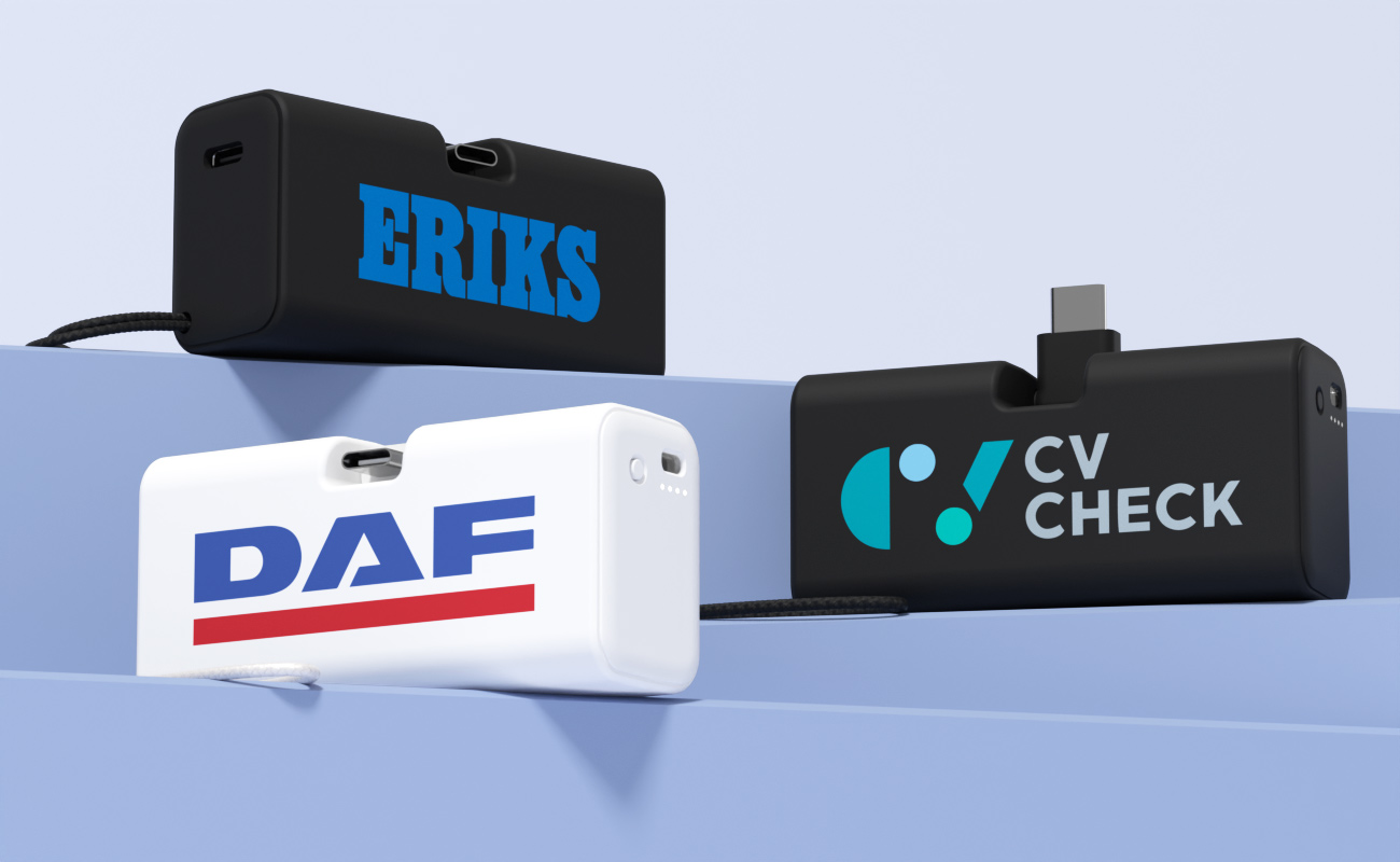 Amp - Powerbank Mit Logo gallery thumbnail