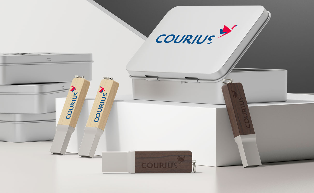 Carve - USB Stick Aus Holz gallery thumbnail