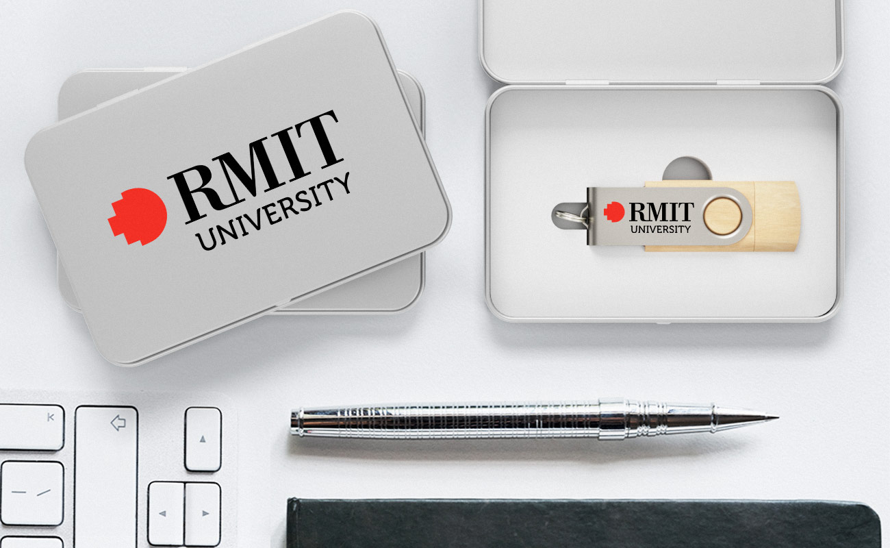 Twister Go Wood - USB Stick mit Gravur mit USB-C gallery thumbnail