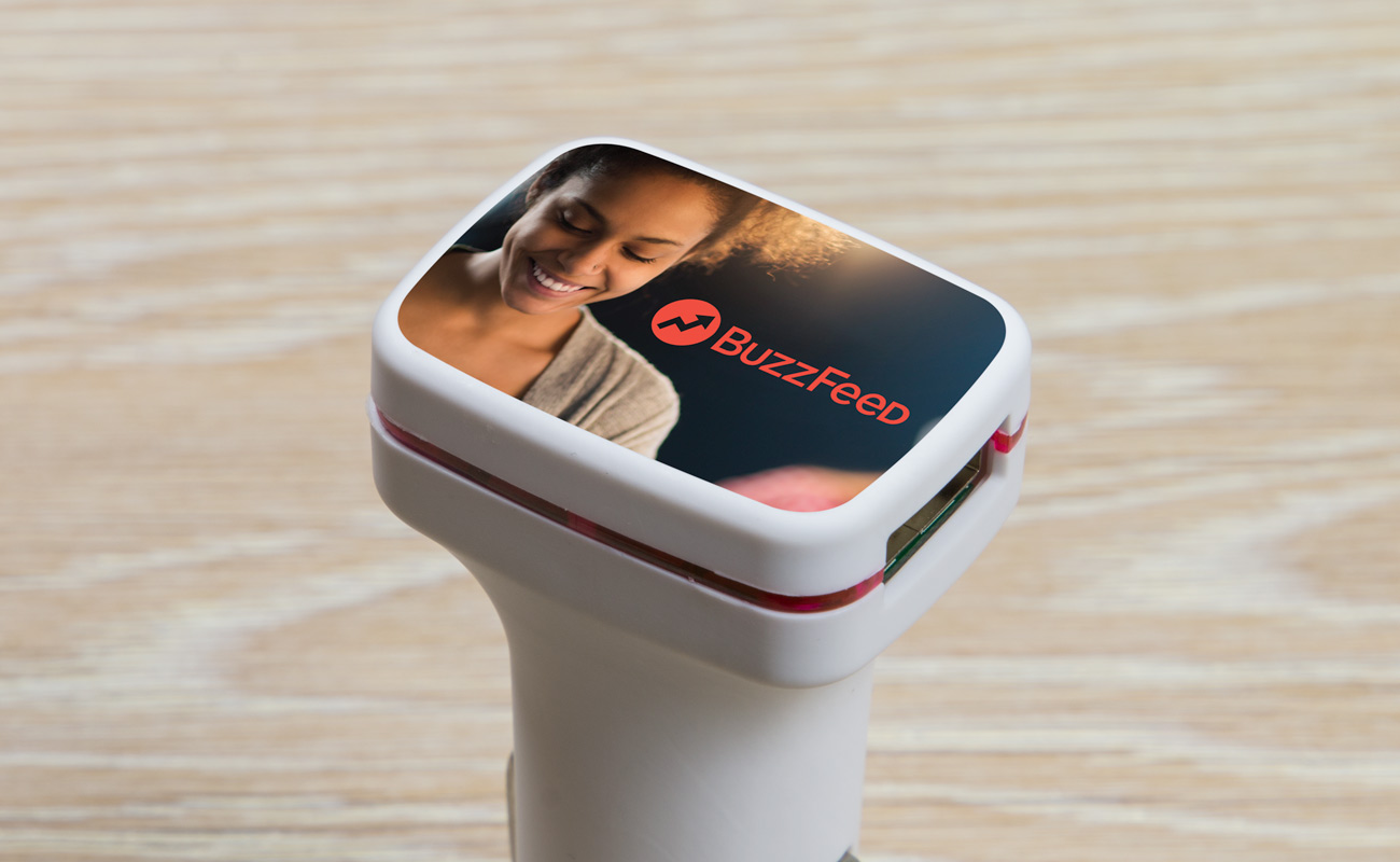 Vista - Autoladegerät mit Logo gallery thumbnail