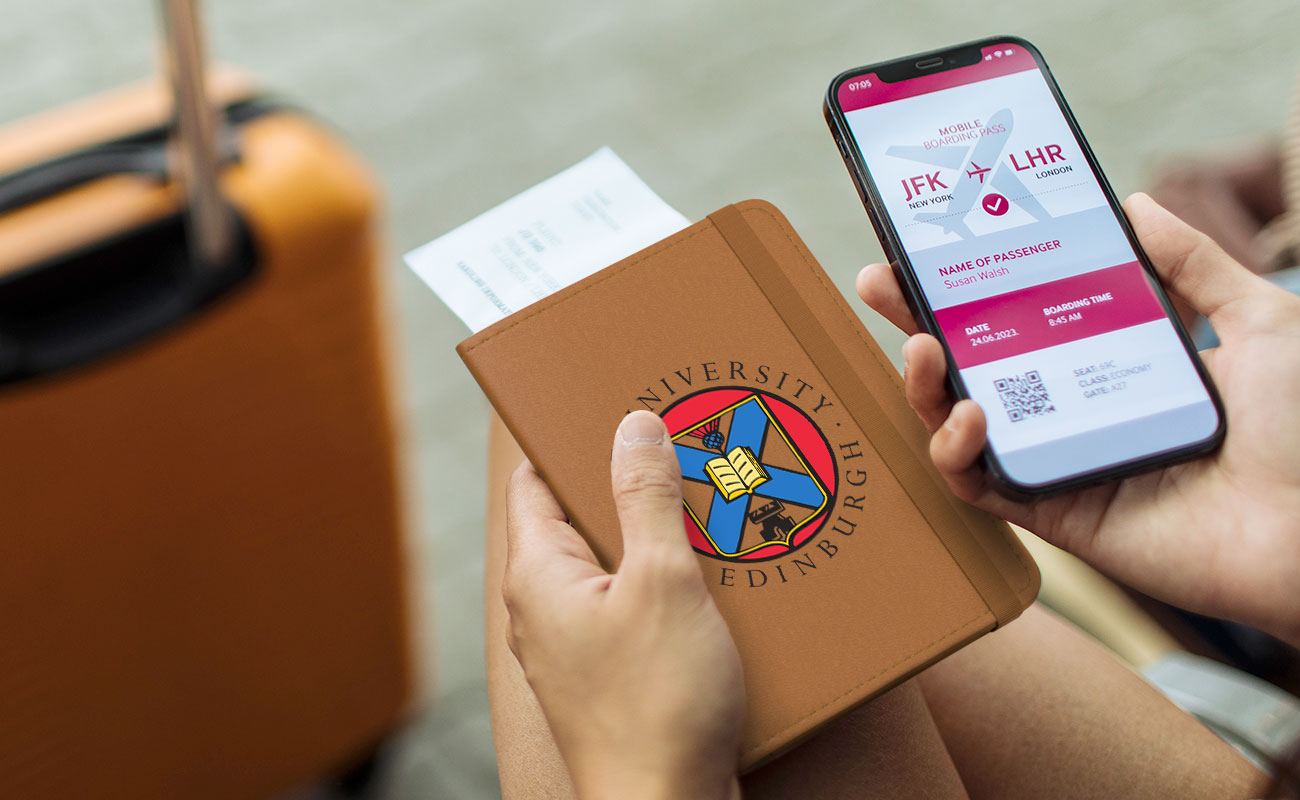 WingMate - Personalisierte Reisepasshüllen als Werbeartikel gallery thumbnail