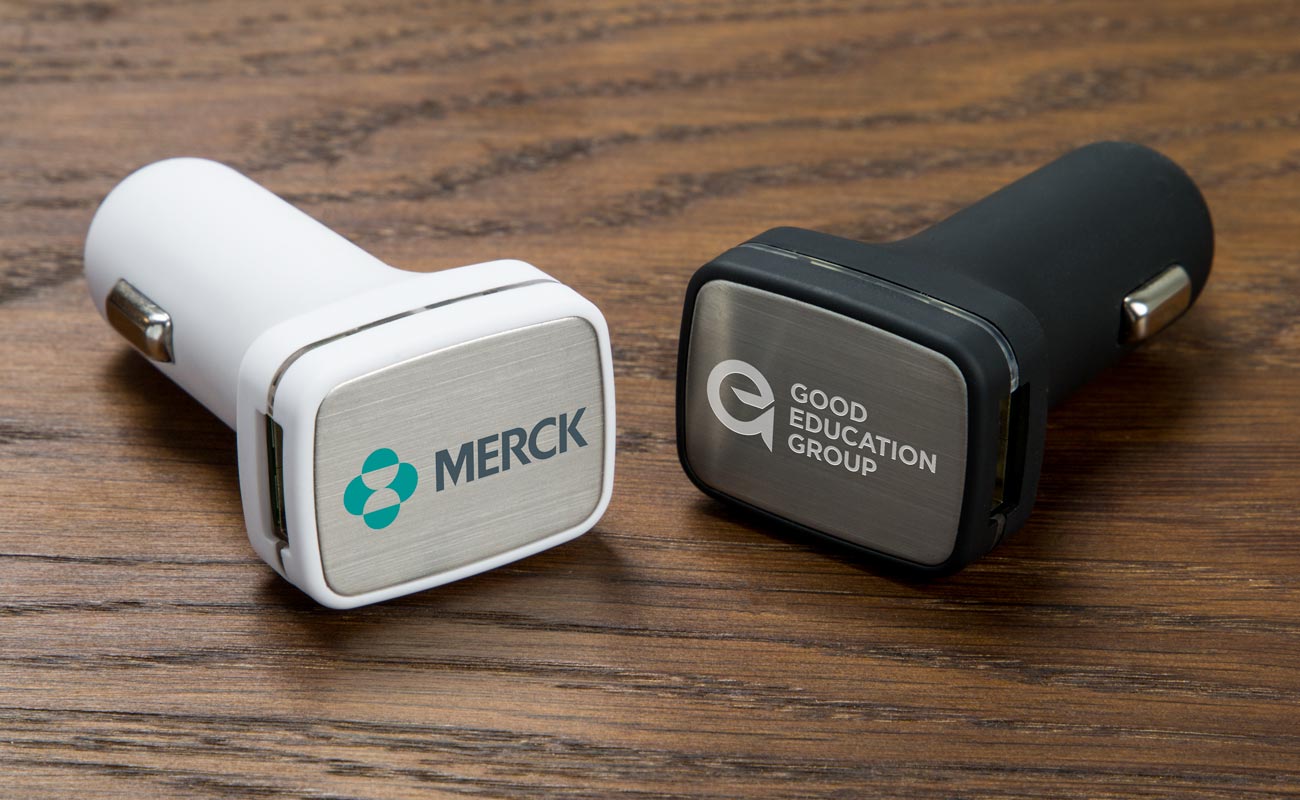 Zip - KFZ Ladegerät mit Logo gallery thumbnail